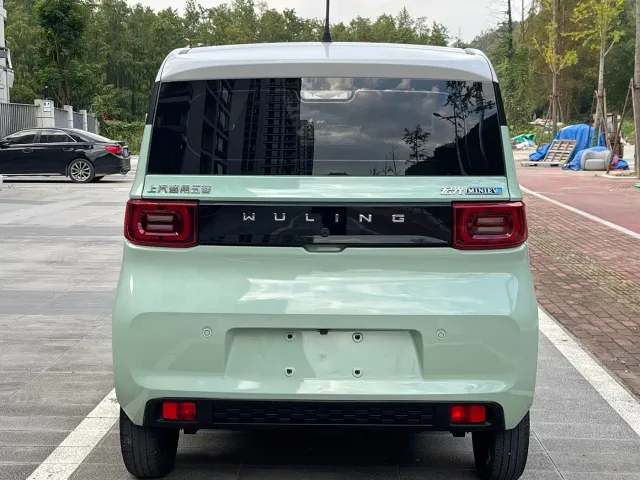 Wuling Hongguang Mini EV — Фото автомобиля 5