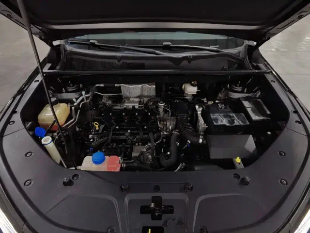 Changan CS75 Plus — Фото автомобиля 6