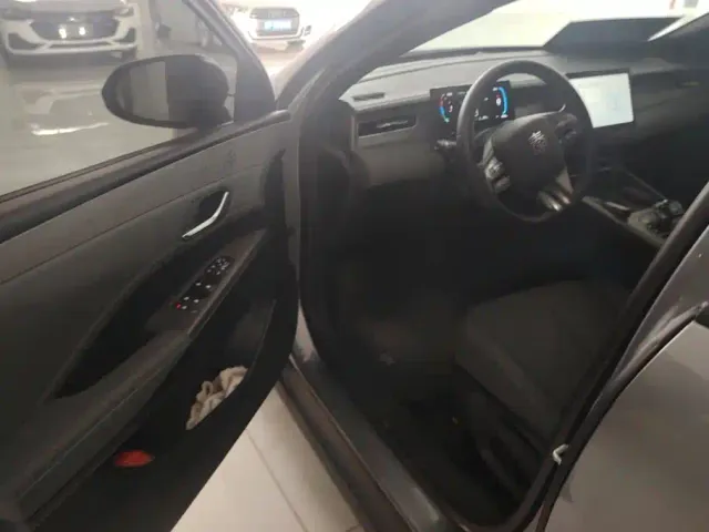 BYD Qin PLUS — Фото автомобиля 7