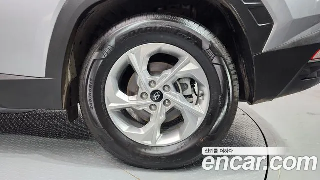 Hyundai Tucson Tucson (NX4) Дизель 2.0 2WD — Фото автомобиля 21