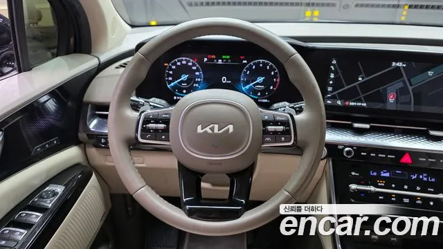 Kia Canival — Фото автомобиля 12