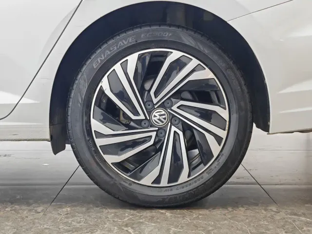 Volkswagen Sagitar — Фото автомобиля 9