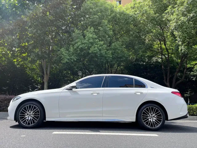 Mercedes-Benz C-Class — Фото автомобиля 3