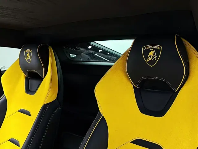 Lamborghini Huracan — Фото автомобиля 7