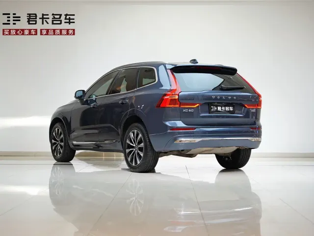 Volvo XC60 — Фото автомобиля 5