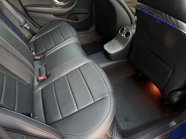 Mercedes-Benz E-Class — Фото автомобиля 6
