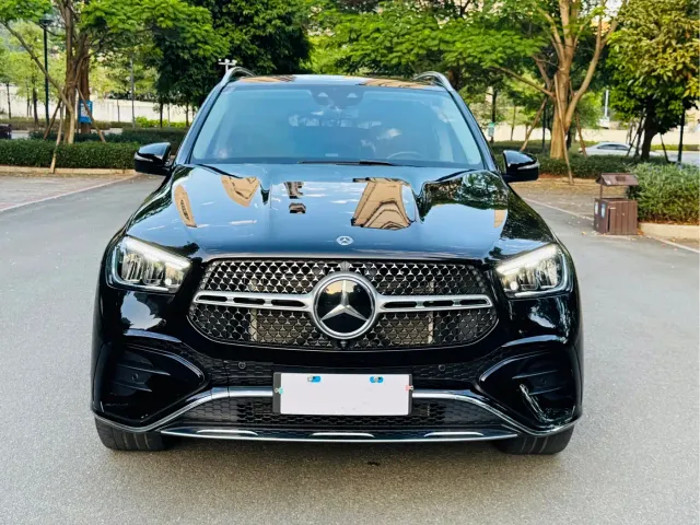 Mercedes-Benz GLE-Class — Фото автомобиля 2