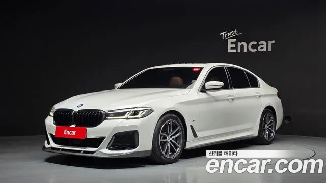 Фотография автомобиля — BMW 5 Series G30