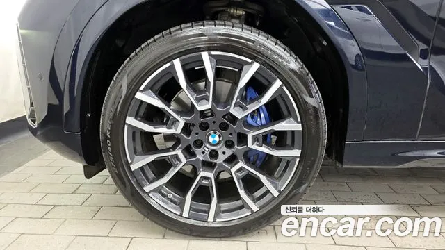 BMW X6 xDrive40i M Sport — Фото автомобиля 4