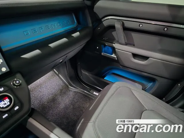 Land Rover Defender L663 — Фото автомобиля 10