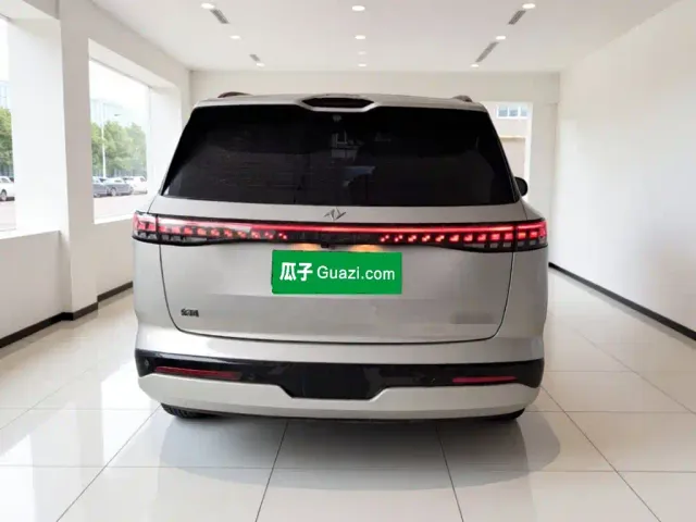 Dongfeng eπ 008 — Фото автомобиля 5