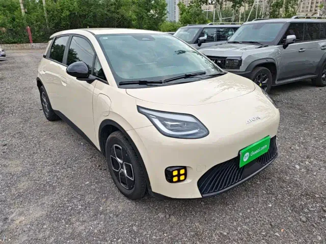 GAC Aion UT — Фото автомобиля 3