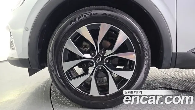 Renault Korea XM3 — Фото автомобиля 5