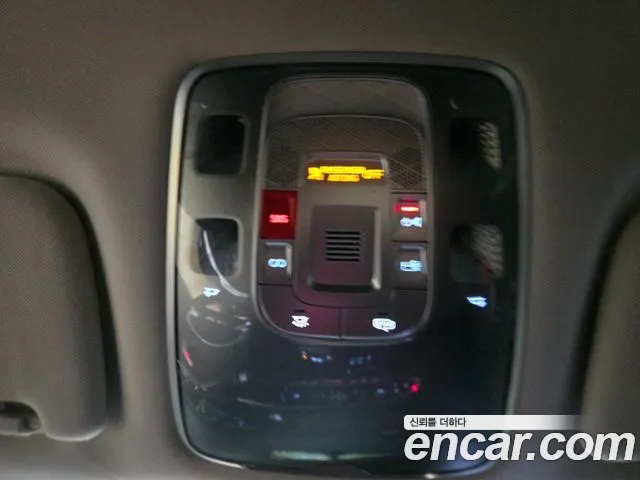 Genesis GV70 — Фото автомобиля 14