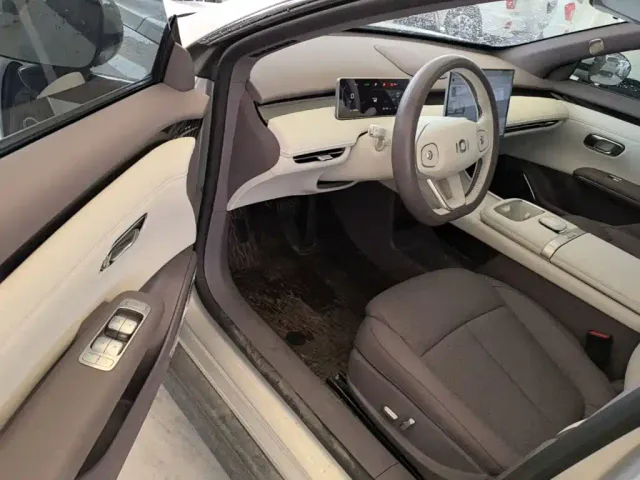 Changan Qiyuan A06 — Фото автомобиля 15