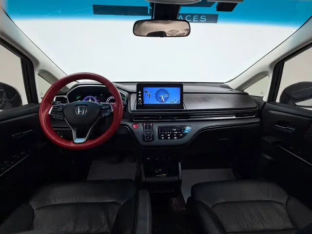 Honda Elysion — Фото автомобиля 13