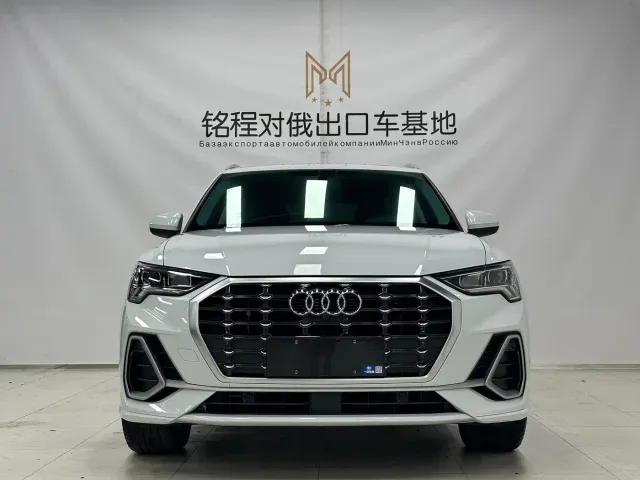 Audi Q3 — Фото автомобиля 2