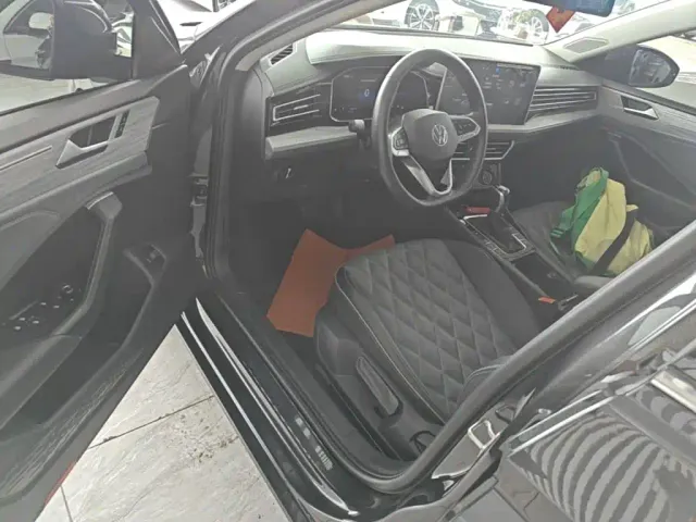Volkswagen Sagitar — Фото автомобиля 15