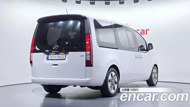 Hyundai Staria Staria 4WD Tourer 9 мест — Фото автомобиля 2