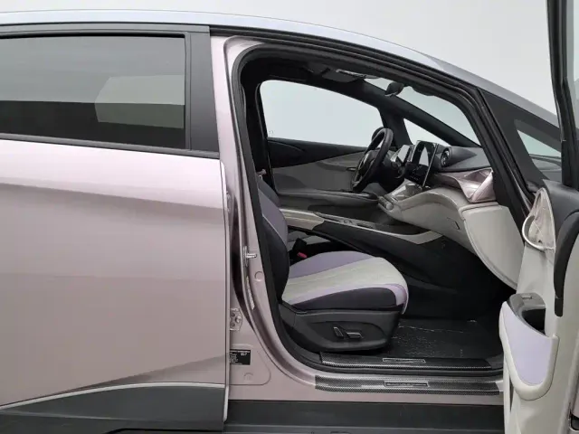 BYD Dolphin — Фото автомобиля 23
