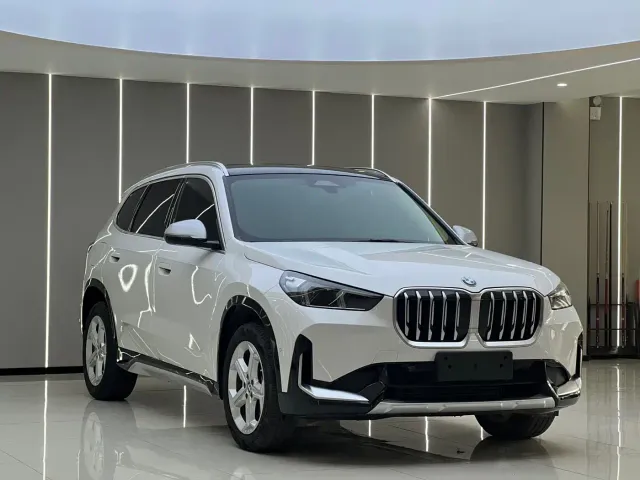 BMW X1 — Фото автомобиля 3