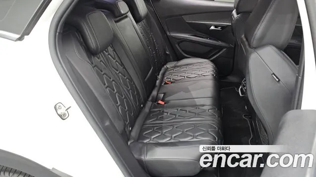 Peugeot 3008 — Фото автомобиля 11