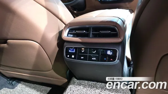 Genesis G80 Бензин 2.5 турбо AWD — Фото автомобиля 25