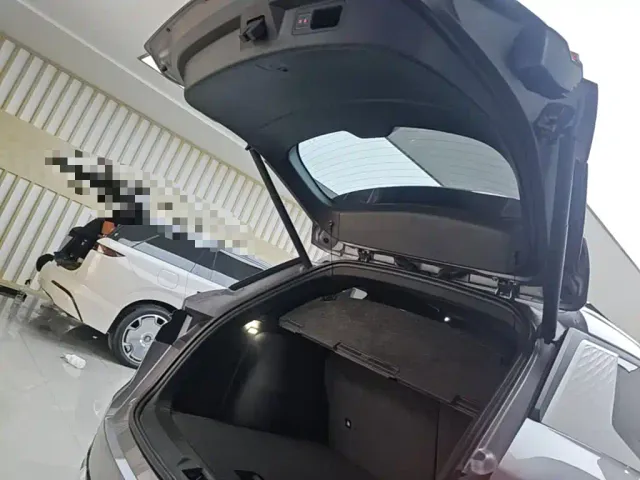 BYD Song Pro — Фото автомобиля 18