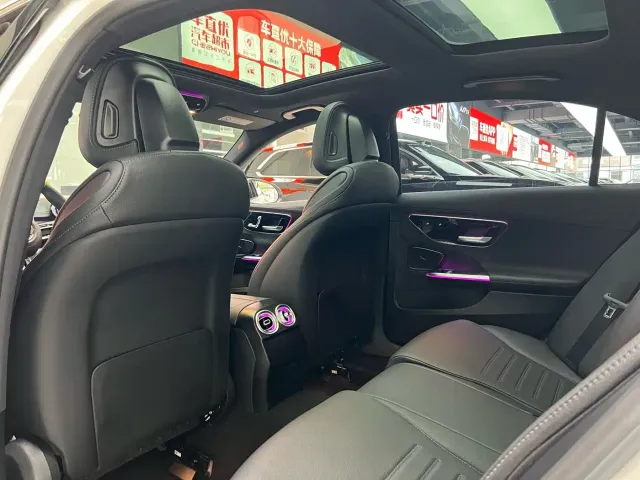 Mercedes-Benz C-Class — Фото автомобиля 11