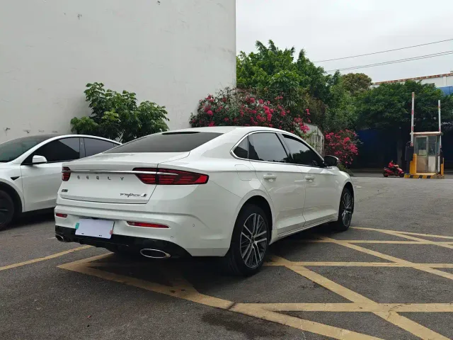 Geely Xingrui — Фото автомобиля 23