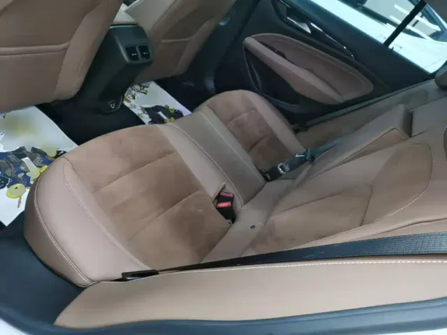 Buick Regal — Фото автомобиля 16