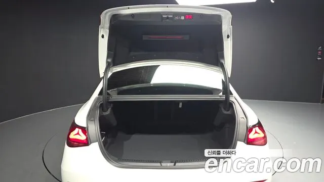 Mercedes-Benz E-Class E-класс W214 E300 4MATIC Exclusive — Фото автомобиля 20