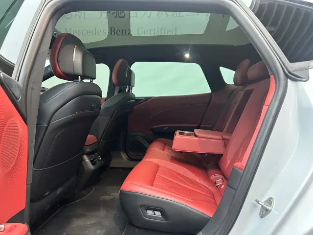 ZEEKR Zeekr 007GT 2025 Model RWD Smart Drive 75kWh — Фото автомобиля 9