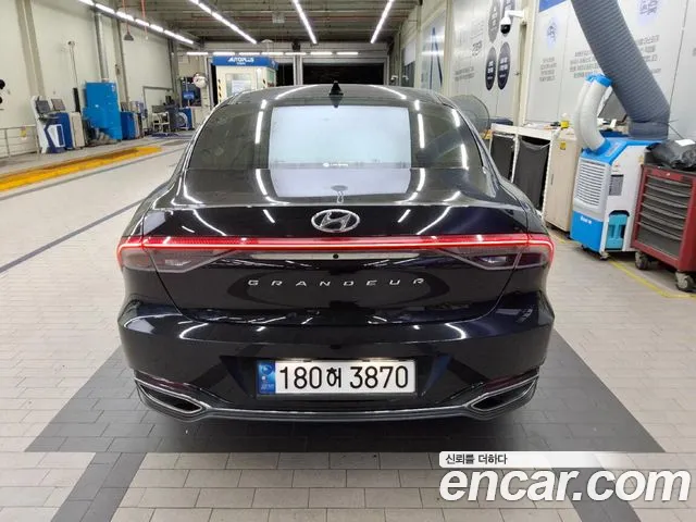 Hyundai Grandeur Grandeur (New) — Фото автомобиля 2