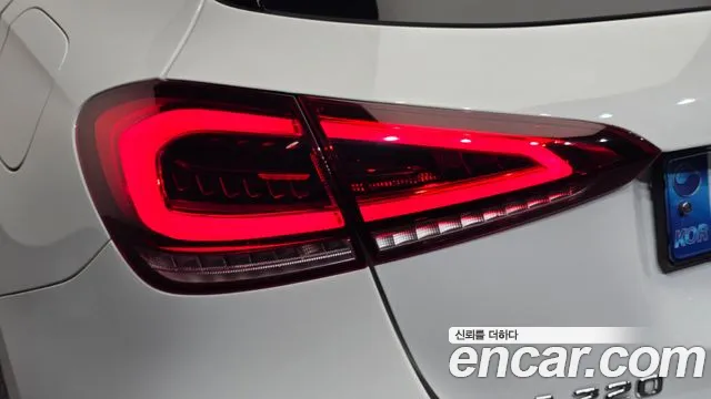 Mercedes-Benz A-Class — Фото автомобиля 23