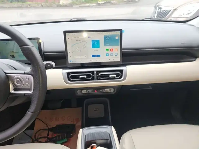 Wuling Motors Wuling Binguo PLUS 2024 Model 330km 5-Seater — Фото автомобиля 12