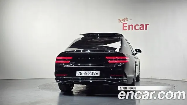 Genesis G80 Бензин 3.5 турбо AWD — Фото автомобиля 3