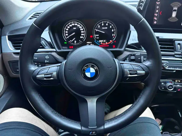 BMW X1 — Фото автомобиля 12