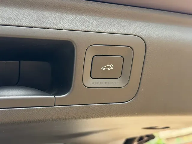 GAC Trumpchi Trumpchi E8 NEV 2024 Model 150km MAX — Фото автомобиля 17