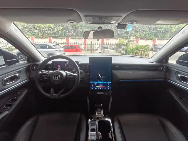Honda e:NS1 — Фото автомобиля 12