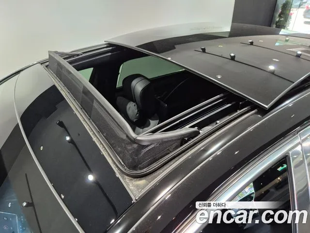 Mercedes-Benz S-Class — Фото автомобиля 20