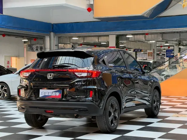 Honda XR-V — Фото автомобиля 4