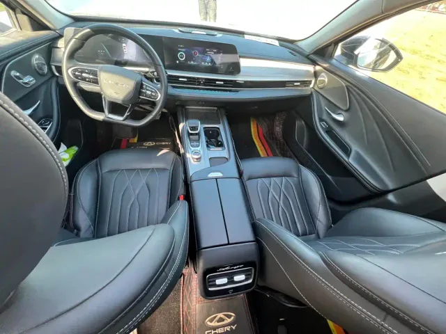 Chery Arrizo 8 — Фото автомобиля 12