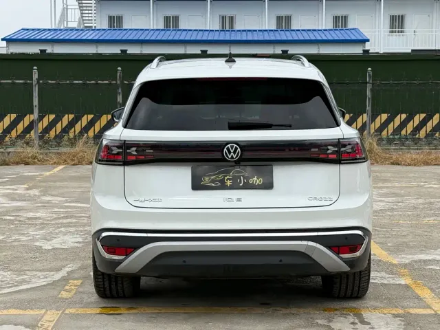 Volkswagen ID.6 Crozz — Фото автомобиля 11