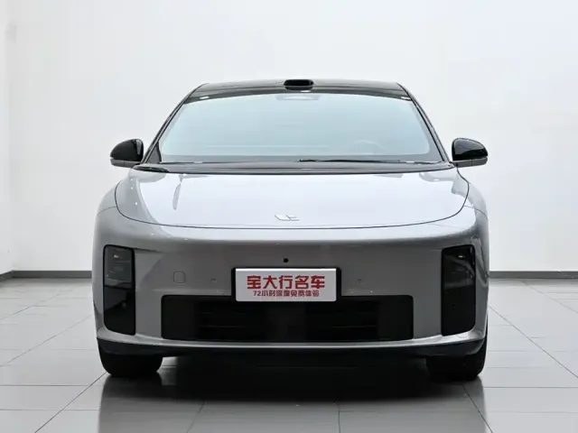 Li Auto Li Auto i6 2025 2WD Base Model — Фото автомобиля 3