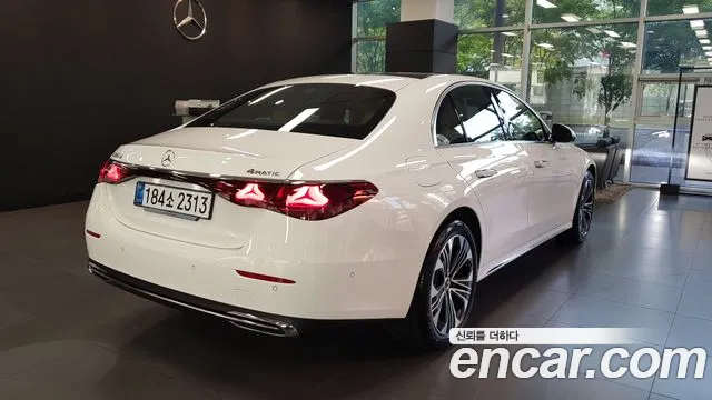 Mercedes-Benz E-Class W214 — Фото автомобиля 5