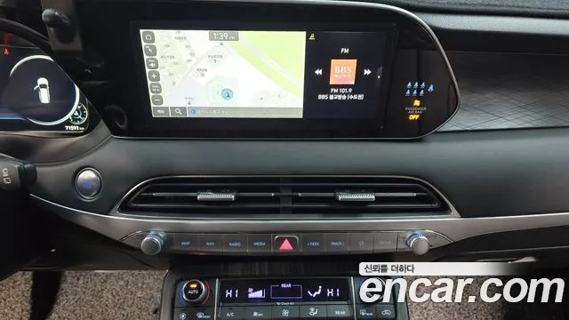 Hyundai Palisade Palisade Дизель 2.2 2WD — Фото автомобиля 14