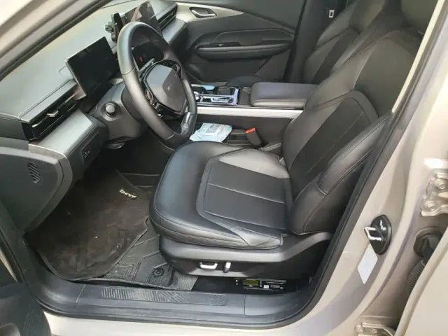 Wuling Starlight — Фото автомобиля 14