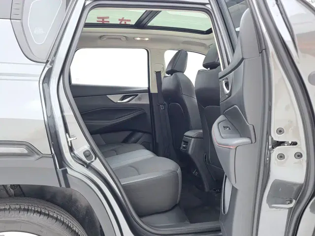 Changan CS35 Plus — Фото автомобиля 10