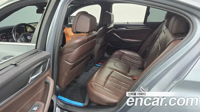 BMW 5-Series 5 серия (G30) 523d M Sport — Фото автомобиля 11